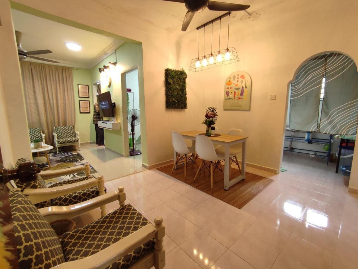 Mini Green Homestay Kulai Zewnętrze zdjęcie