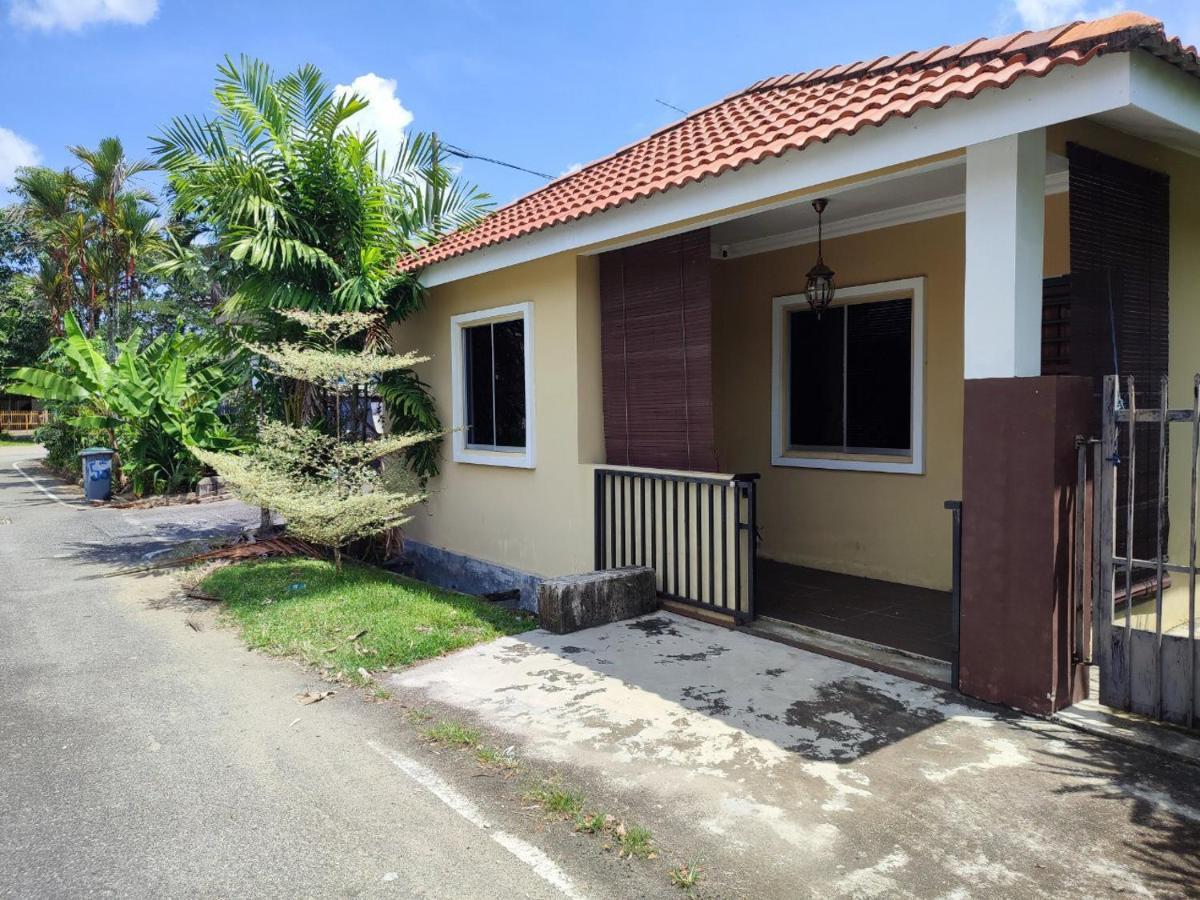 Mini Green Homestay Kulai Zewnętrze zdjęcie